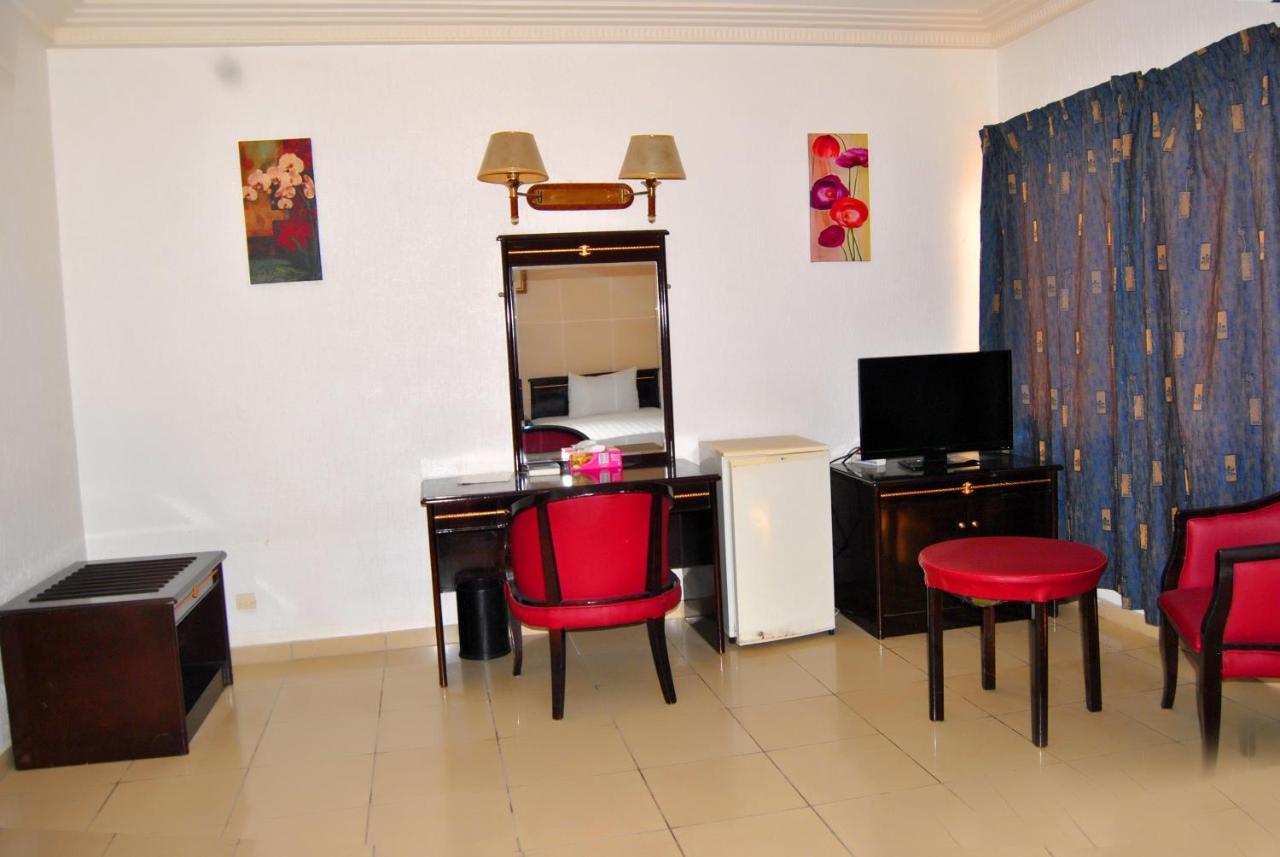 Riviera Hotel Benin 科托努 外观 照片