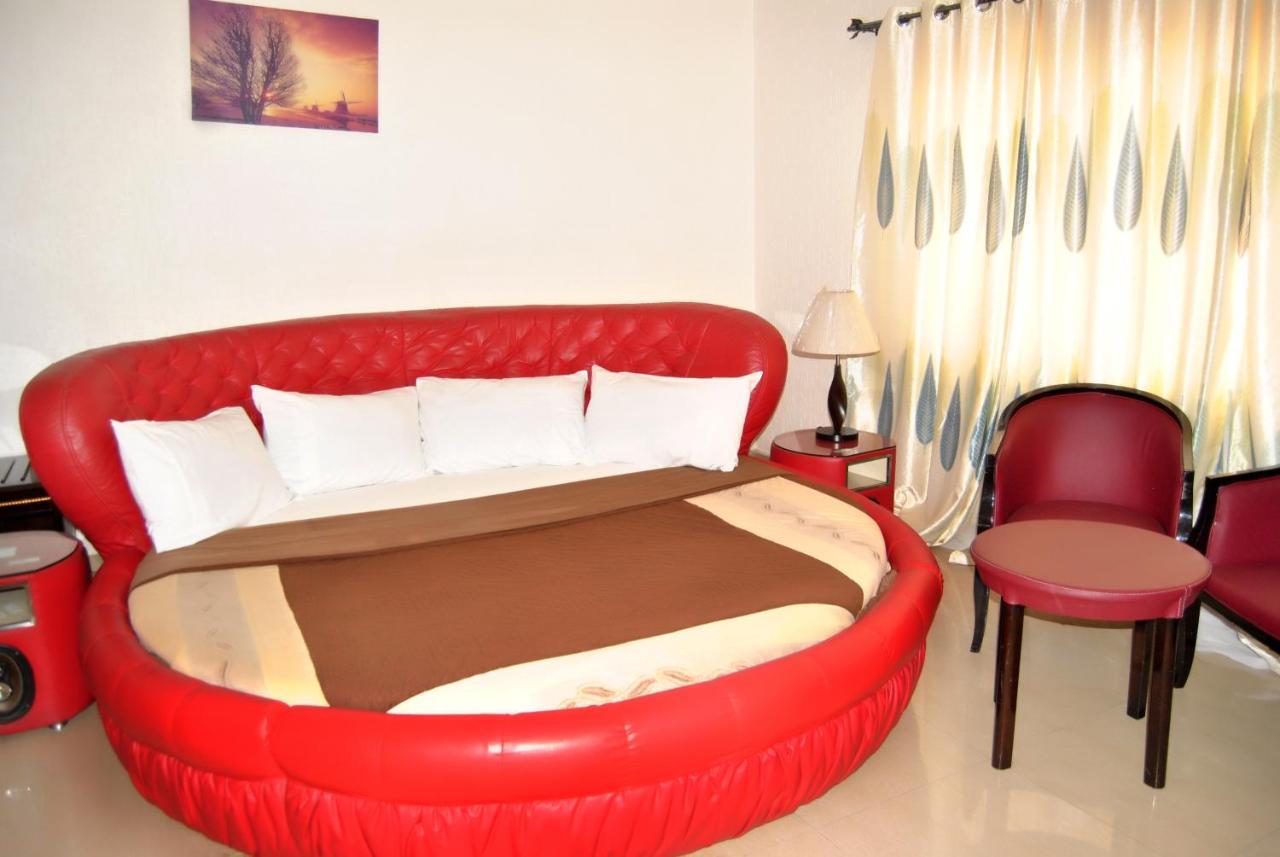Riviera Hotel Benin 科托努 外观 照片