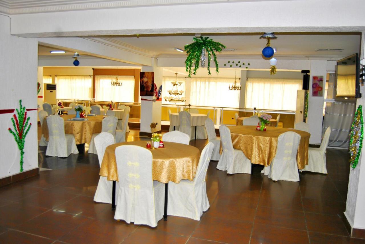 Riviera Hotel Benin 科托努 外观 照片