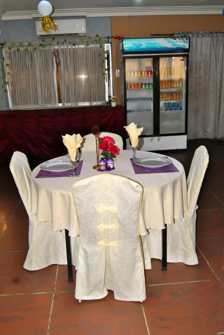 Riviera Hotel Benin 科托努 外观 照片