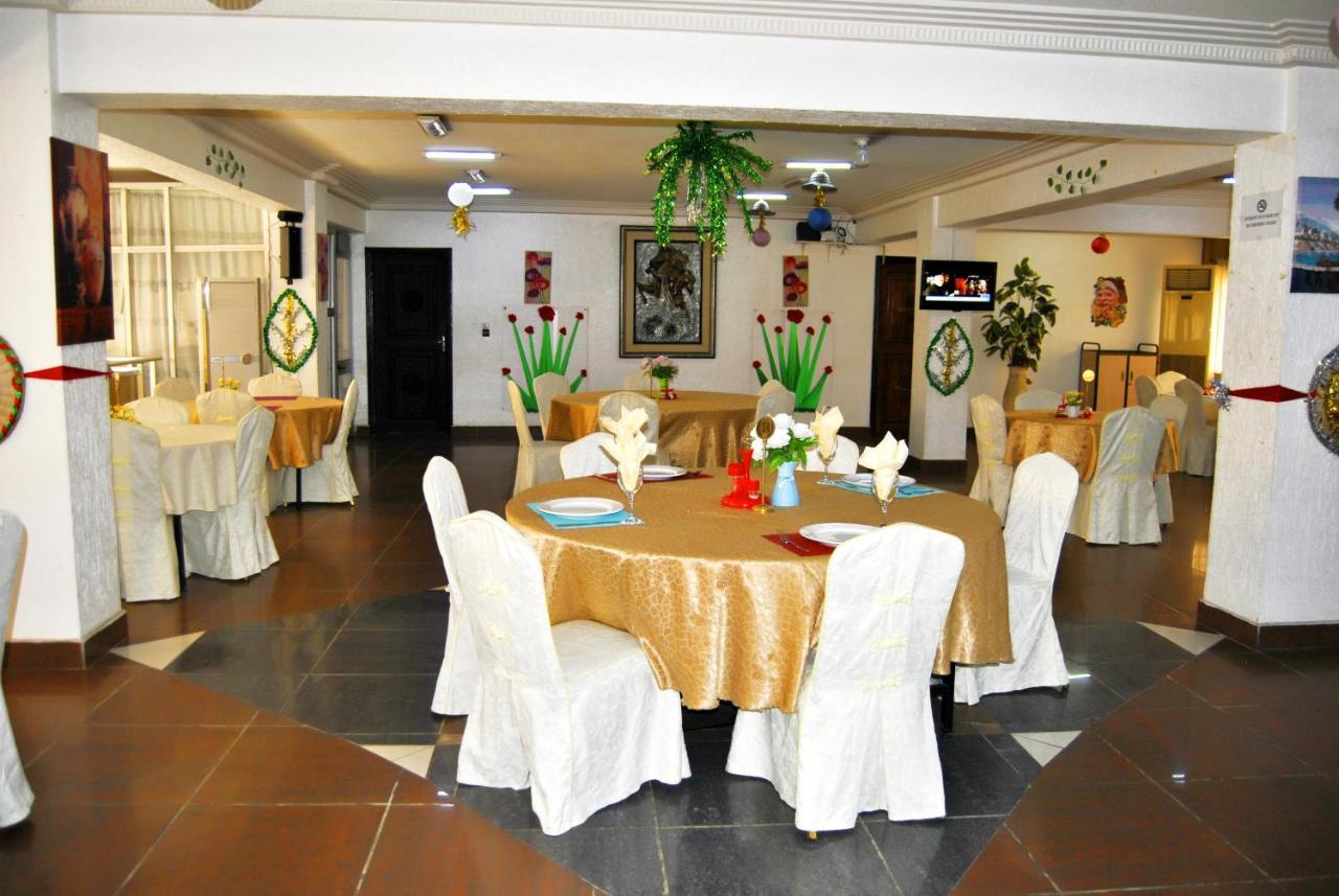 Riviera Hotel Benin 科托努 外观 照片