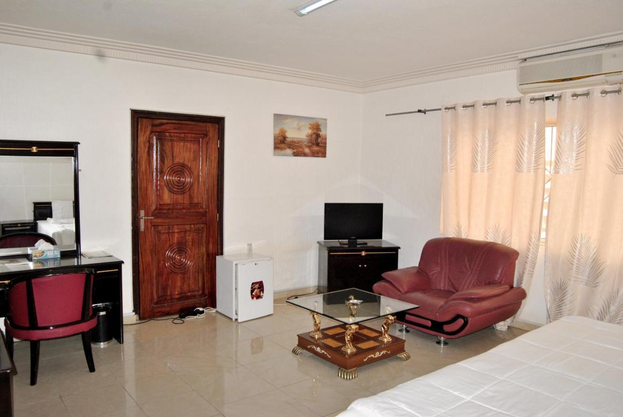 Riviera Hotel Benin 科托努 外观 照片