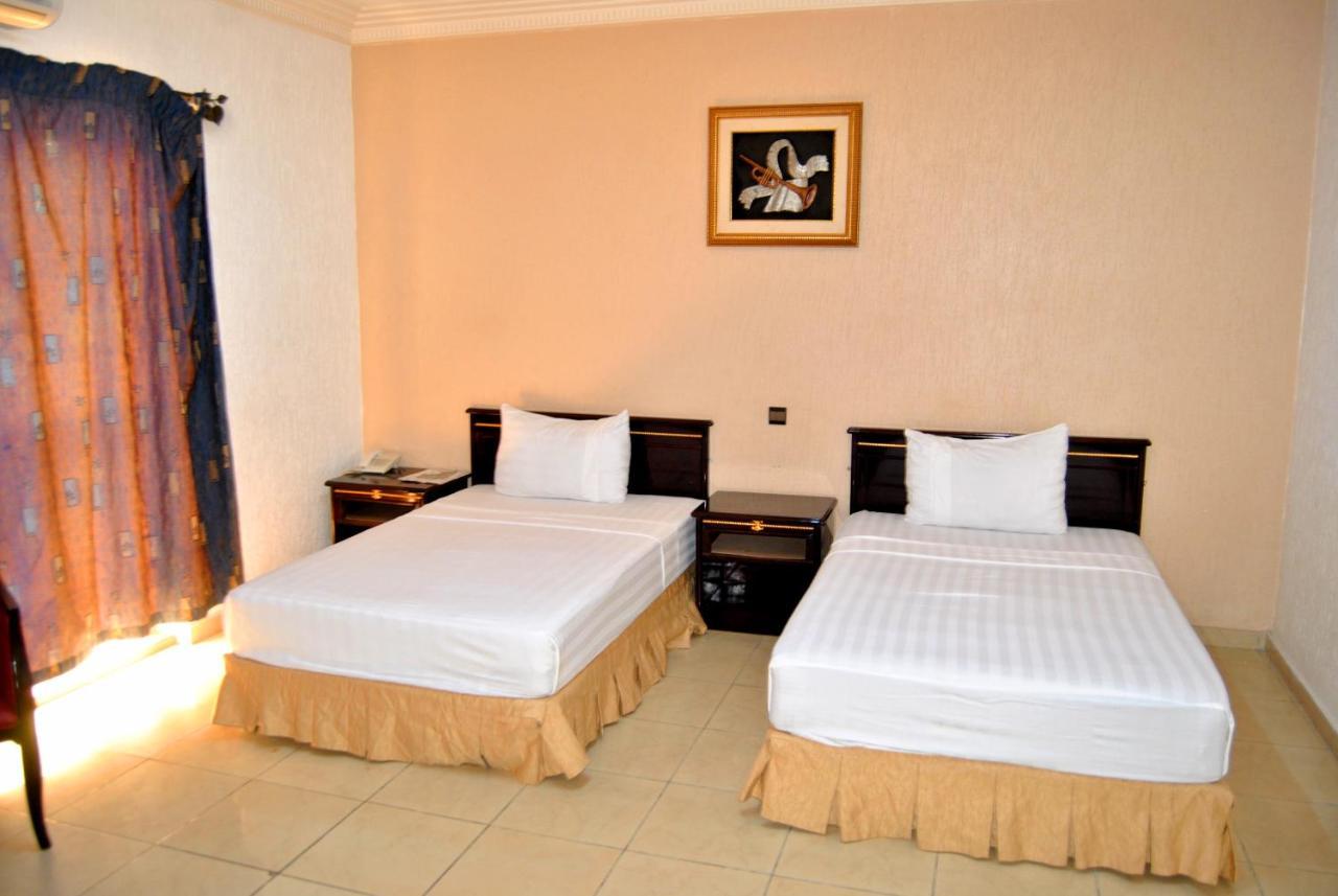 Riviera Hotel Benin 科托努 外观 照片