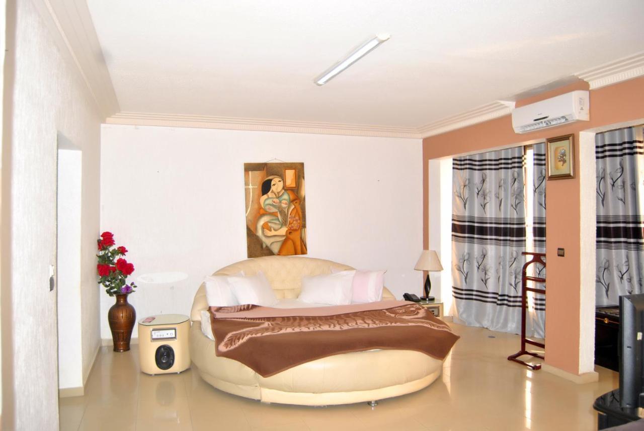 Riviera Hotel Benin 科托努 外观 照片